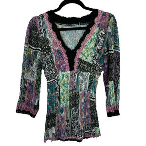 Beautiful Purple Crinkle  ¾ Length Sleeve Patchwork V-neck Top